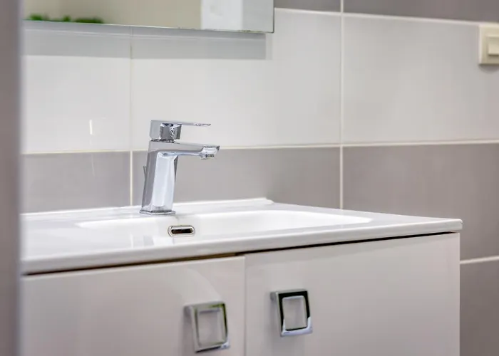 Bezuel Votre F3 Avec Parking En Centre